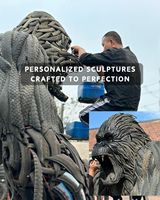 Grande statue de gorille en pneus recyclés, style industriel personnalisé, sculpture d'animal en caoutchouc usagé pour zoo et parc à thème