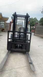 Chariot élévateur TCM FD30 3 tonnes Machine diesel d'occasion pour chariot élévateur TCM FD30 de haute qualité à vendre - Product Image 4