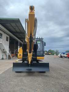 Excavadora sobre orugas 915E de 15 toneladas, nueva marca, con piezas de repuesto - Product Image 3