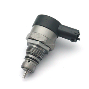 Soupape de régulation de pression de carburant 13537787166 pour <span class=keywords><strong>E46</strong></span> 2003 2004 2005 <span class=keywords><strong>2006</strong></span> - Product Image 2