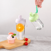 Bouteilles d'eau OEM, gobelets à café cylindriques jetables sans BPA, gobelets à boire, bouteille d'eau en plastique réutilisable sans BPA, bon marché