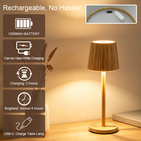 Lampe de table LED tactile sans fil en gros, cadre entièrement en bambou, rechargeable USB-C, intensité réglable, pour la maison, l'hôtel, le café, ou comme cadeau
