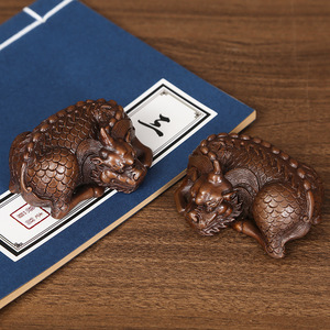 Presse-papiers Qilin en cuivre violet, mini-bête porte-bonheur, artisanat pour la décoration de bureau à domicile, cadeau - Product Image 1