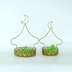 Plateau de service pour bonbons de festival du Moyen-Orient, plateau à fruits secs en métal, décoration d'intérieur, plateau à fruits avec poignée en forme de lune - Product Image 1