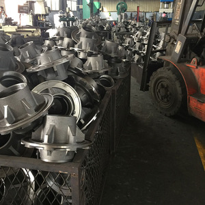 Pièces de rechange automatiques de camion lourd <span class=keywords><strong>RBK</strong></span> OEM 1599009 sabot de frein de moyeu de tambour de frein pour Volvo - Product Image 4
