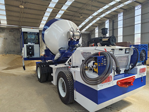 Camion bétonnière à chargement automatique de 3.5 mètres cubes voiture bétonnière à alimentation automatique à vendre - Product Image 6