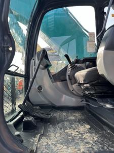 Excavatrice sur chenilles d'occasion Kobelco SK200D du Japon avec moteur, boîte de vitesses et pompe en parfait état, prix bas à vendre - Product Image 4