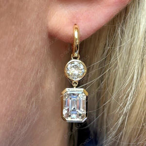 Boucles d'oreilles pendantes serties de moissanite certifiée SGL, 6 carats, coupe coussin, jaune, blanc, or rose, cadeau de fiançailles pour les mariages et les fêtes - Product Image 4