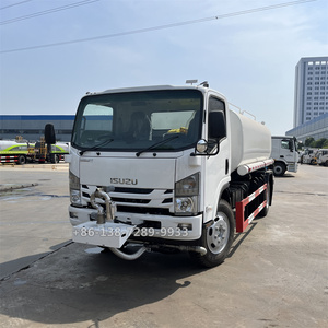 Camions-citerne à eau ISUZU <span class=keywords><strong>80</strong></span>-10T 2026 Japon 190 ch 4x2 8 m³ 10 m³ <span class=keywords><strong>Camion</strong></span> arroseur - Product Image 2