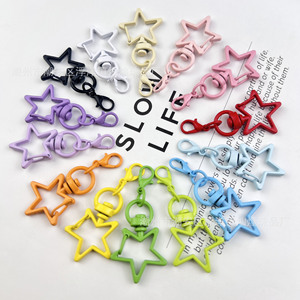 Hebilla de resorte en forma de estrella de aleación de zinc con pintura en aerosol, colorida, para bricolaje, colgante para bolso, accesorio de joyería, venta al por mayor - Product Image 2