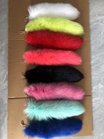 Vente en gros d'usine : Queue de renard véritable 35-45cm, queue de renard moelleuse en fourrure animale pour accessoires de décoration, porte-clés en fourrure de renard naturelle