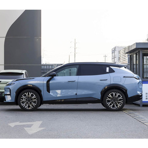 Lynk Co 08 <span class=keywords><strong>EM</strong></span> P SUV Ibrido Premium, Marca Cinese, Veicolo Elettrico di Lusso per Viaggi Familiari a Lungo Raggio, Pronto per l'Esportazione - Product Image 4