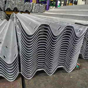 Barrière de sécurité routière anti-collision à double vague haute résistance, protection des véhicules lourds sur sections de route dangereuses - Product Image 5