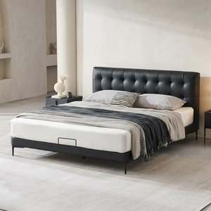 Lit plateforme moderne de luxe italien minimaliste avec tête de lit carrée capitonnée en cuir noir, disponible en tailles King et Queen - Product Image 1