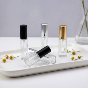 Venta al por Mayor de Botellas de <span class=keywords><strong>Perfume</strong></span> de Vidrio Cuadradas de 3ml y 5ml, Atomizadores Vacíos con Tapas Metálicas - Product Image 1