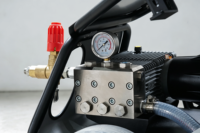 Nettoyeur haute pression Perfect Power Cermicial 200 bars avec pompe à piston 15 LPM 7,5 KW pour le nettoyage à l'eau froide dans les lave-autos