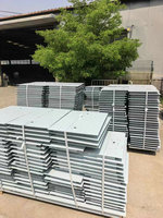 Grilles en fonte de haute qualité de Singapour, modèles de grilles métalliques, grilles de drainage galvanisées à chaud, grilles de sol en acier