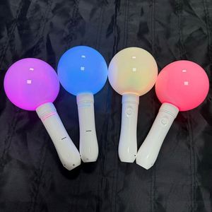 Bâton lumineux rond en plastique à 15 couleurs RVB changeantes, télécommandé, pour événements et conférences, avec fonction flash de zone - Product Image 1