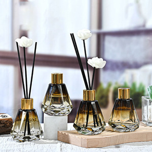 Bán buôn Gradient khuếch tán màu chai rỗng 60ml kim cương hình sậy khuếch tán chai với nắp vặn Vàng - Product Image 1