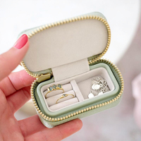 Super Mini boîte à bijoux en cuir rose mignon étui à bijoux en velours pour le rangement des bagues boîte de montre adaptée aux voyages emballage cadeau