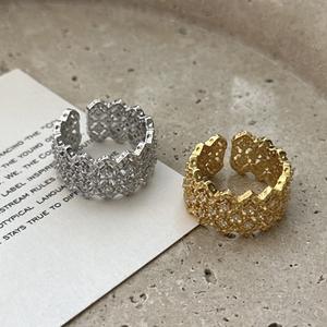 Anillo de Plata de Ley S925 con Incrustaciones de Circonita, Diseño Retro Francés de Corte de Nicho, Simple y Moderno, Anillo Abierto de Talla Única - Product Image 1