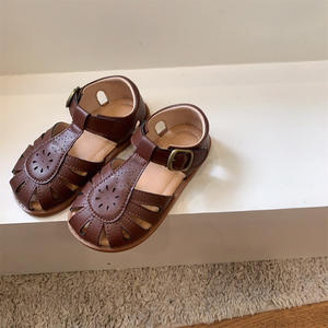 Sandalias retro de alta calidad, grabadas y caladas, zapatos infantiles transpirables, zapatos casuales para niños y niñas, zapatos deportivos. - Product Image 2