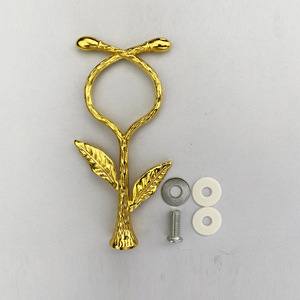 Suporte de Metal para Bolo de 3 Andares YS Gold, Bandejas para Doces e Sobremesas, Acessórios para Exibição em Eventos e Festas de Casamento - Product Image 3