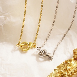 Collier simple en acier inoxydable avec pendentif en forme de cœur, étanche, nœud d'amour, pour un cadeau d'anniversaire - Product Image 2