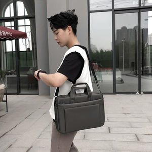 Sac à bandoulière pour ordinateur portable en nylon imperméable léger de 15 pouces, sacoche d'affaires, sac fourre-tout, sac bandoulière unisexe pour femmes et hommes, grand sac pour ordinateur portable - Product Image 6