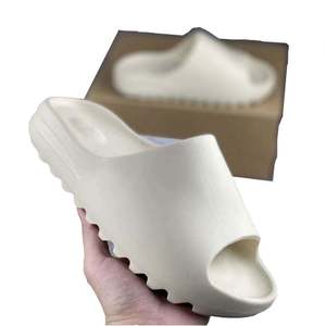 Zapatos para Hombre de Fábrica al por Mayor de Alta Calidad con Caja Sandalias de EVA para Hombre y Mujer Color Ónix - Product Image 3