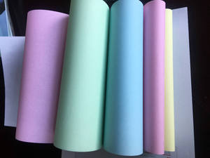 Papier autocopiant NCR de haute qualité 100% pâte de bois 55 g/m² 760 mm en rouleau pour usage industriel - Product Image 5