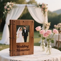 Vente en gros d'album photo avec signature de livre d'or en bois naturel personnalisé pour les célébrations de mariage