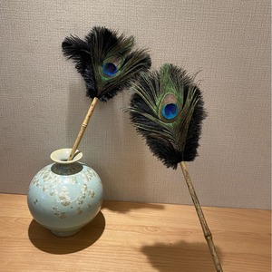 Peacock Feather Duster Bamboo Handle 19in And Above Soft For Furniture Decorative Item - Product Image 3
