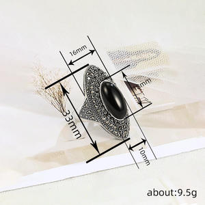 แหวนเงินแท้ 925 สำหรับผู้หญิง ประดับด้วยพลอยออนิกซ์ ดีไซน์เรขาคณิตแบบวินเทจ ตกแต่งด้วยเพชรแบบฝัง เหมาะสำหรับงานปาร์ตี้ - Product Image 4