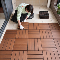 Plancher composite WPC résistant à l'usure pour extérieur, antidérapant, pour piscine, patio, place commerciale