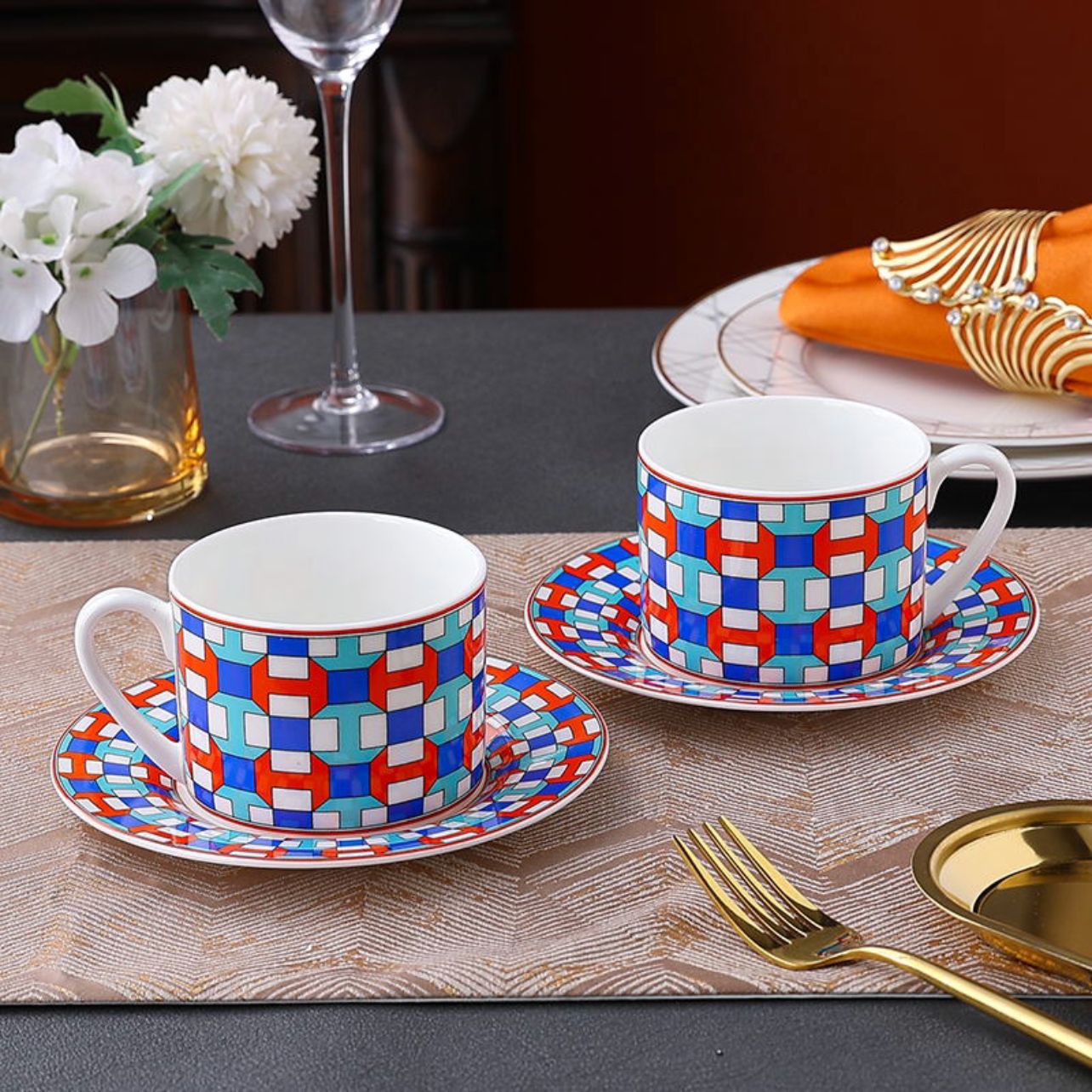 colorful,2 cups and 2 saucers