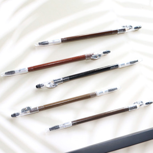 Échantillons du vendeur Logo personnalisé <span class=keywords><strong>Crayon</strong></span> à <span class=keywords><strong>sourcils</strong></span> double 5 couleurs Eyeliner imperméable pour les yeux Maquillage personnalisable avec ingrédients minéraux - Product Image 4