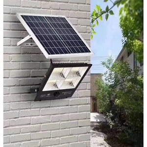 Reflector Solar Poplor de 120W LED IP67 con Control Remoto para Iluminación Exterior - Product Image 2