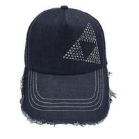 Diseño personalizado borde deshilachado Hot Fix Iron Tablets bordado 5-Panel Denim poliéster malla gorra de camionero