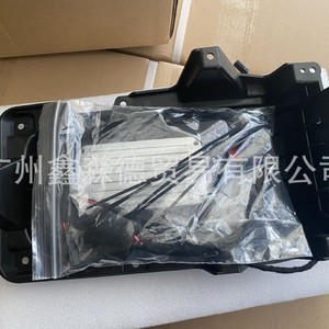 Plateau de chargeur sans fil Xsd 00016-34506 pour console centrale Toyota en plastique - Product Image 4