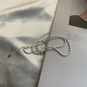 สร้อยคอ925เงินสเตอร์ลิงสวยงามทนทานน้ำหนักเบาสร้อยคอโซ่ลูกปัดข้าวสำหรับสวมใส่ในชีวิตประจำวันเครื่องประดับที่สง่างามเป็นอมตะ - Product Image 3