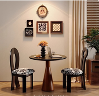 Chaise de salle à manger en bois massif, dossier ajouré créatif, style rétro français minimaliste, rembourrée en mousse haute densité, pour hôtel, maison, bureau
