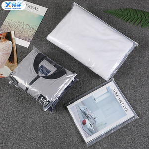 定制哑光透明塑料自封袋食品级热封防水购物袋适用于T恤、内衣、袜子、连帽衫、牛仔裤 - Product Image 2