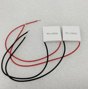 <span class=keywords><strong>TEC1</strong></span>-<span class=keywords><strong>12701</strong></span> 30*30*4.2mm Nhiệt Cooler Peltier mô-đun <span class=keywords><strong>12701</strong></span> Vmax 15.2V Imax 1.4a Tmax 50c - Product Image 1