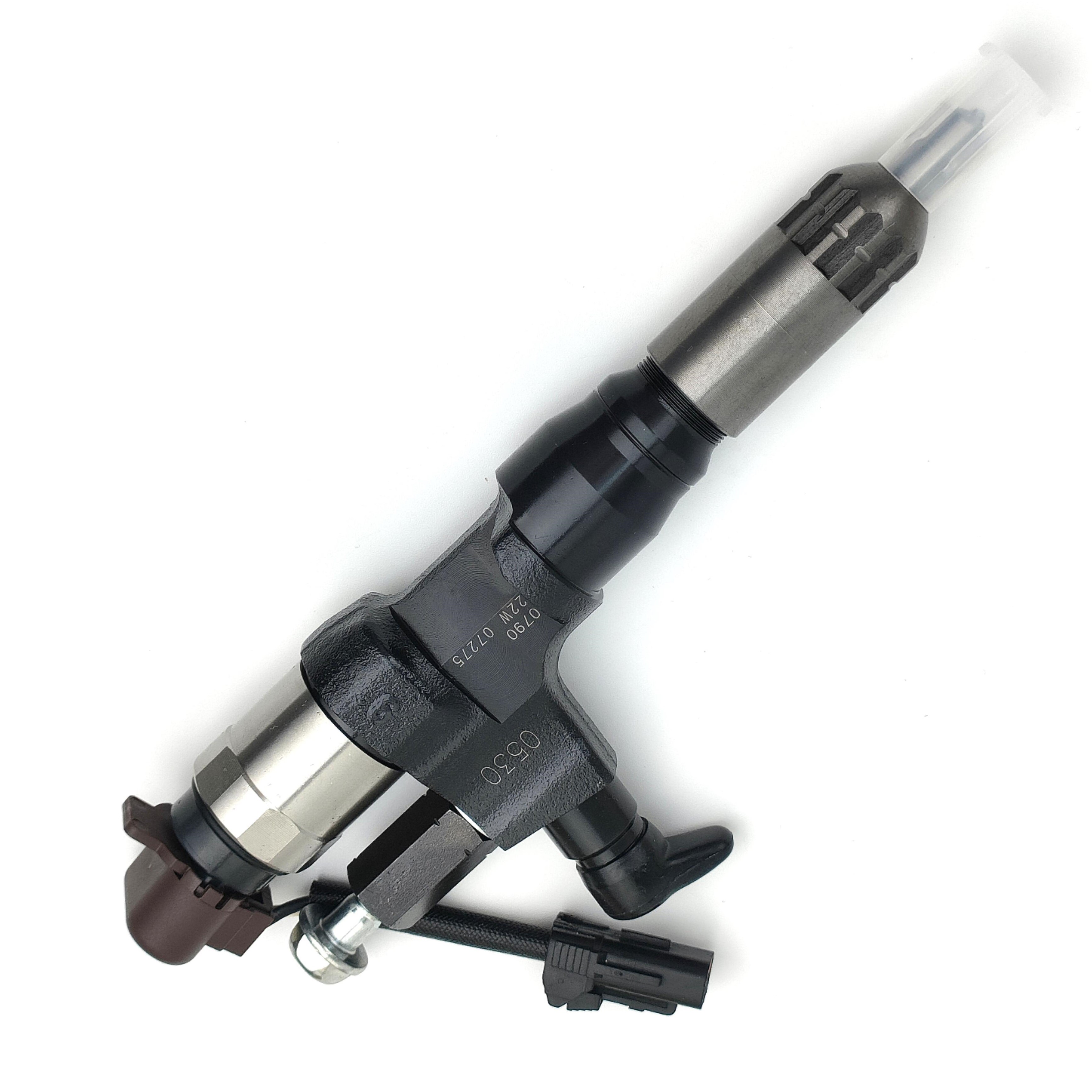 High Quality Diesel Fuel Injector 295050-0790 Common Rail Injector 23670-E0530 For HINO J08E