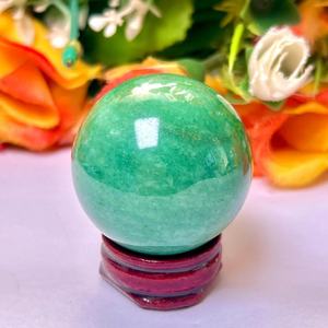 ลูกบอลควอตซ์อะเวนเจอรีนสีเขียวธรรมชาติ ขายส่ง หยกสีเขียว สำหรับบำบัดรักษา ตกแต่งบ้าน และเป็นของขวัญ - Product Image 1