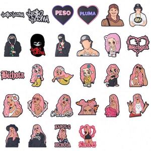 Dijes Personalizados para Zapatos Tipo Clog Peso Pluma, Dijes de Diseño para Niños, Dijes para Zapatos Tipo Clog <span class=keywords><strong>Karol</strong></span> <span class=keywords><strong>G</strong></span> Peso Pluma - Product Image 2