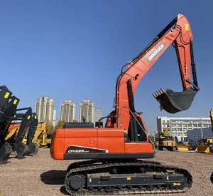 รถขุดตีนตะขาบ Doosan DX225LCA สมรรถนะสูง น้ำหนัก 22.5 ตัน ความจุบุ้งกี๋ 1.28 เมตร รุ่นปี 2026 - Product Image 1