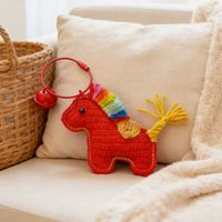 Porte-clés pendentif cheval rouge, kit de crochet DIY fait main, fournitures artisanales pour chevaux, kit de crochet facile pour débutants, tricotage de fil mignon en forme d'animal