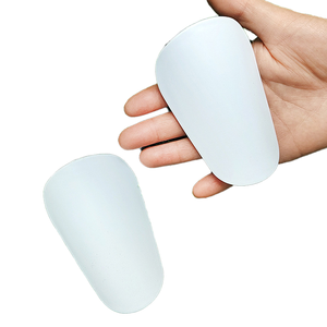 Biểu Tượng Tùy Chỉnh Mini Bóng Đá Bảo Vệ Ống Chân Đàn Hồi Nhựa EVA Chân Miếng Đệm Bảo Vệ Bóng Đá Bảo Vệ Ống Chân Với Thiết Kế Tùy Chỉnh - Product Image 1